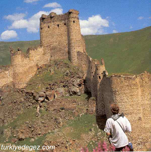 Ardahan Şeytan Kalesi