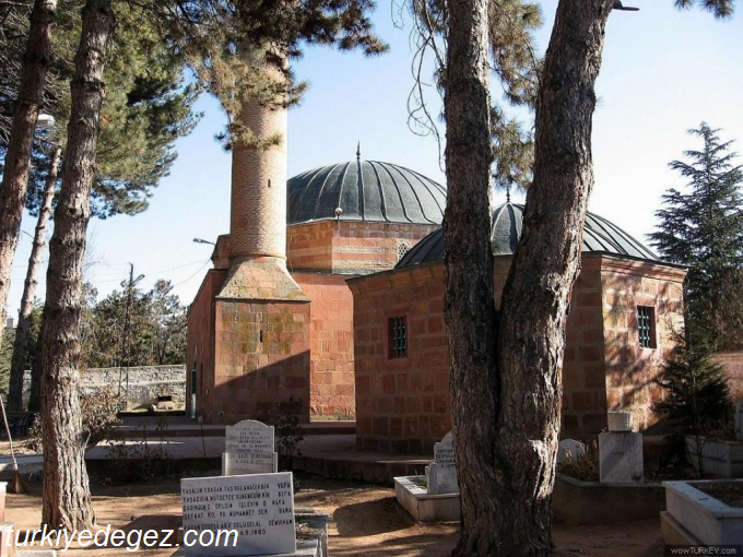 Hasandede Camii ve Türbesi