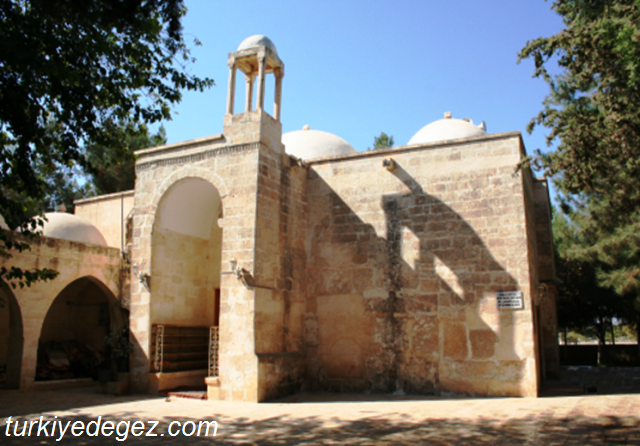 Şeyh Yahya Hayat El-Harrani Türbesi ve Camii 