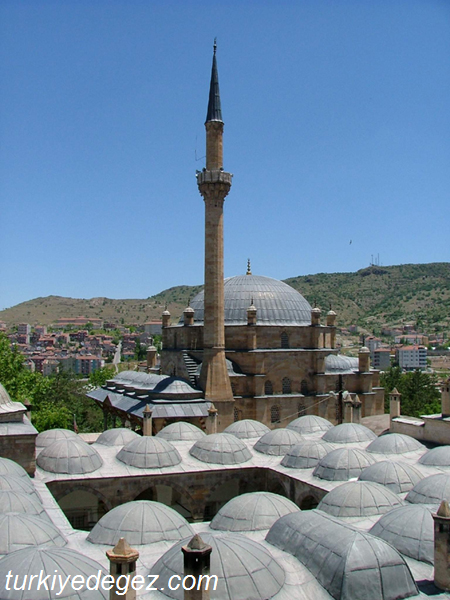 Nevşehirli Damat İbrahim Paşa Camisi (Kurşunlu Cami)
