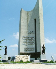Metristepe Zafer Anıtı