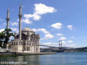 Ortaköy Camii