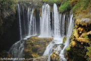 Kapuzbaşı Şelalesi